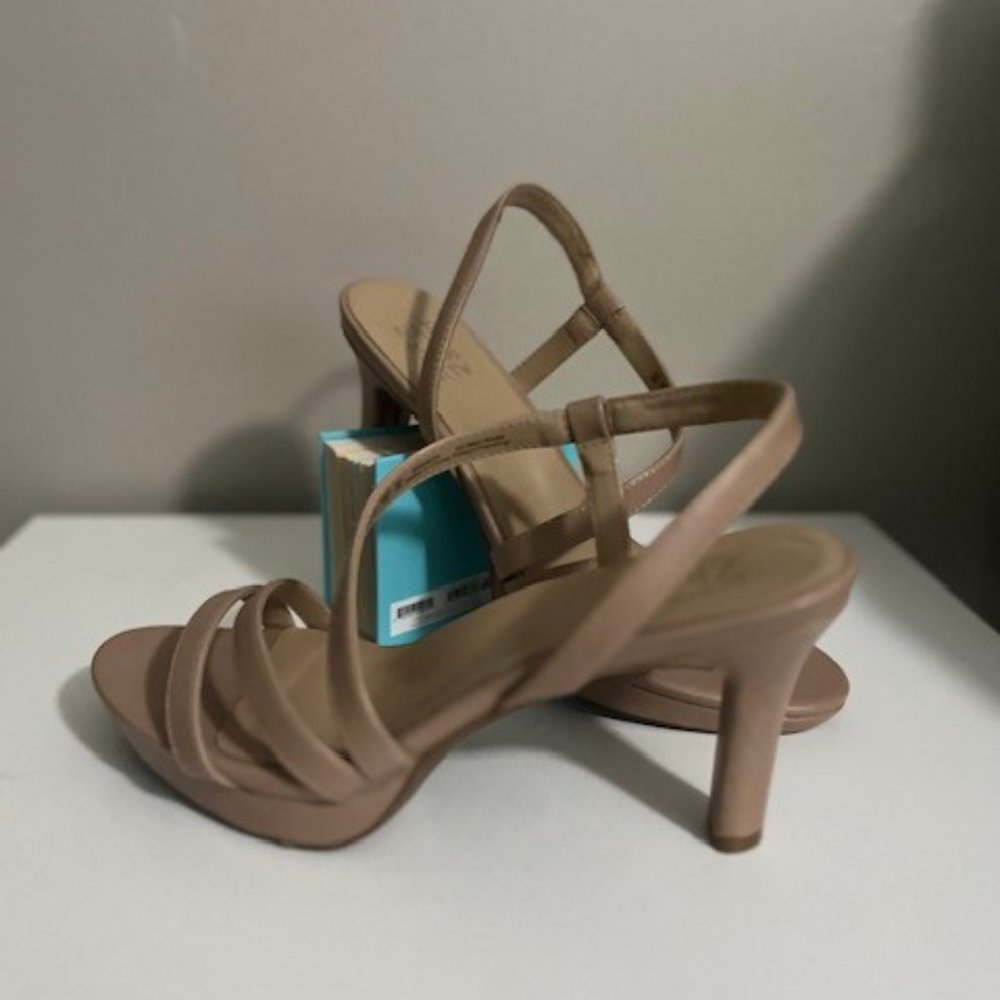 Naturalizer Strappy Sandals
